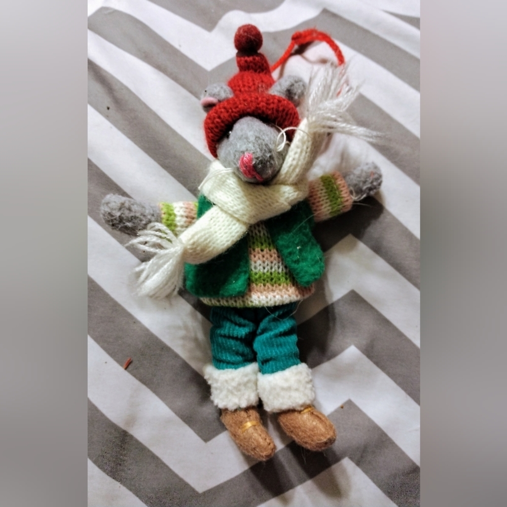 New Felt & Knit Dressed Mouse Ornament